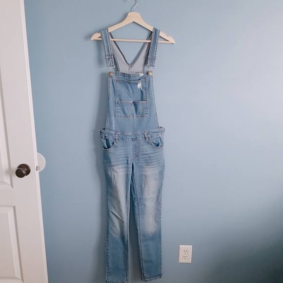 Rue21 Denim - Rue 21 denim overalls (M)